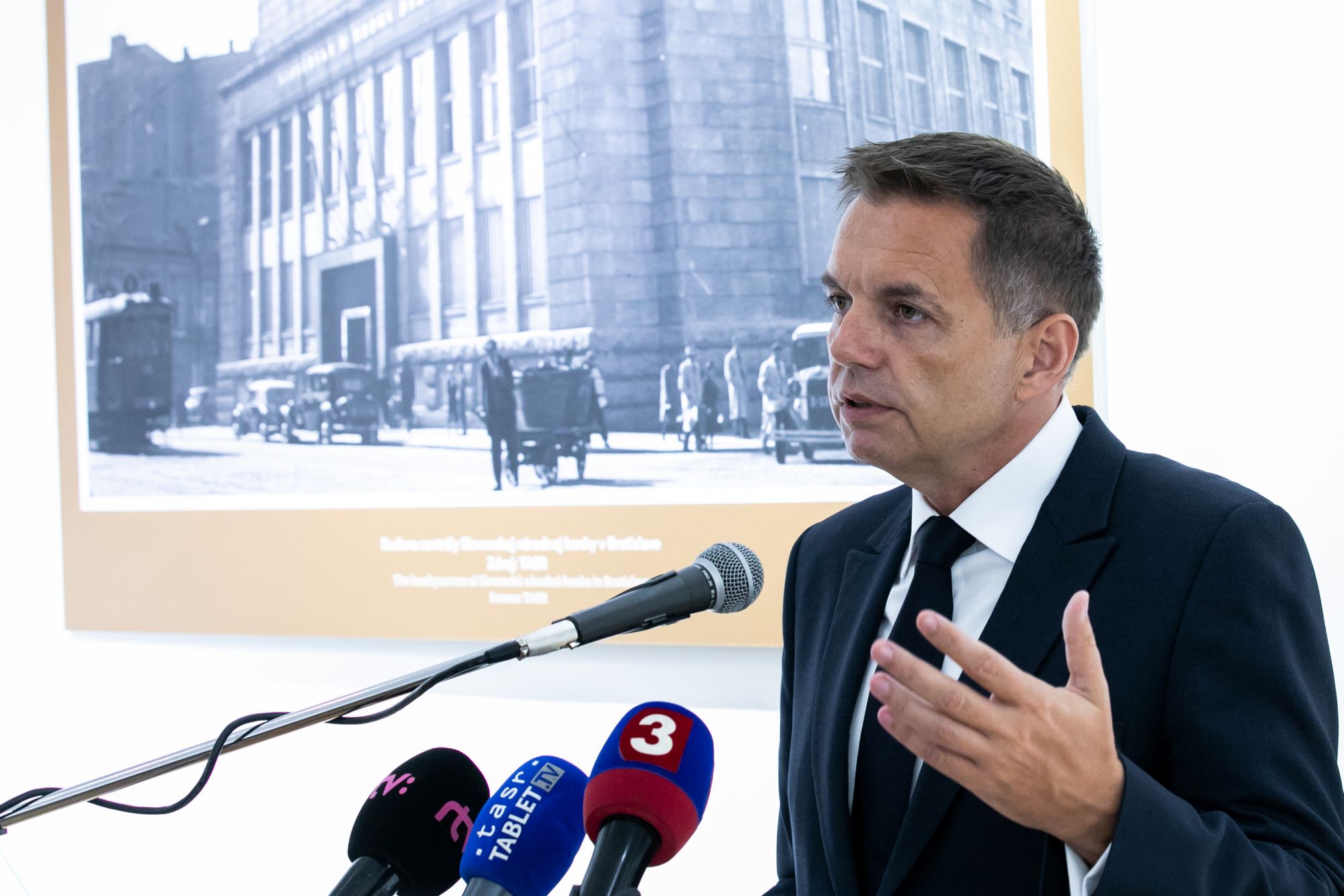 Otvorenie výstavy Hrdinovia Slovenskej národnej banky v SNP
