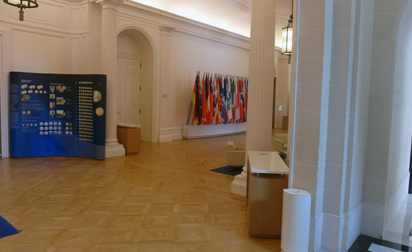 Výstava v OECD