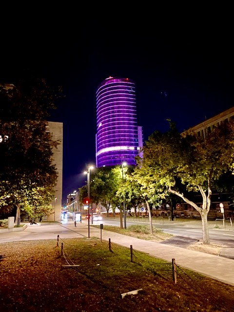 Budova Národnej banky Slovenska sa zafarbí do ružova