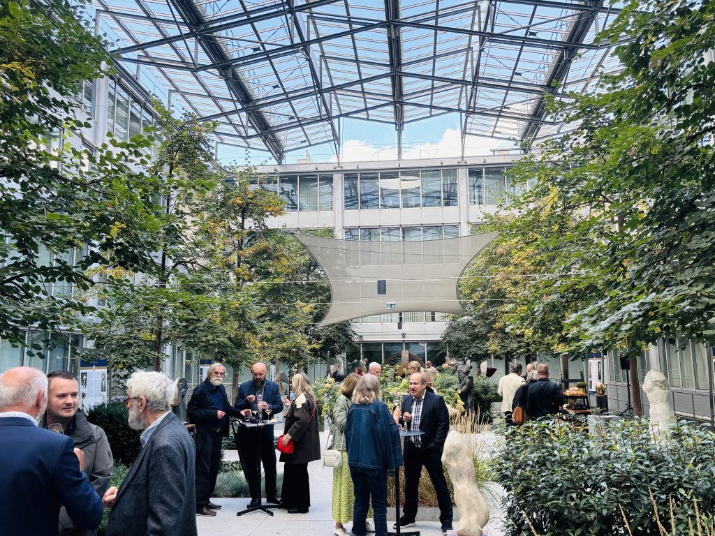 Národná banka Slovenska otvorila átrium súčasnému slovenskému sochárstvu